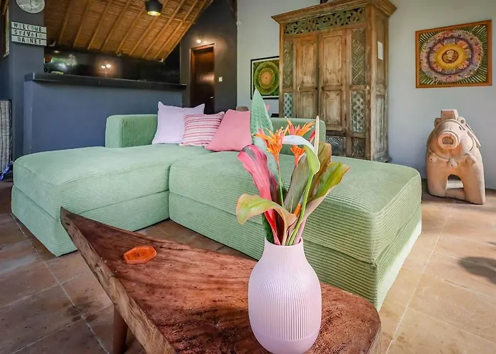 Samastiti Near The Yoga Barn And Private Pool *